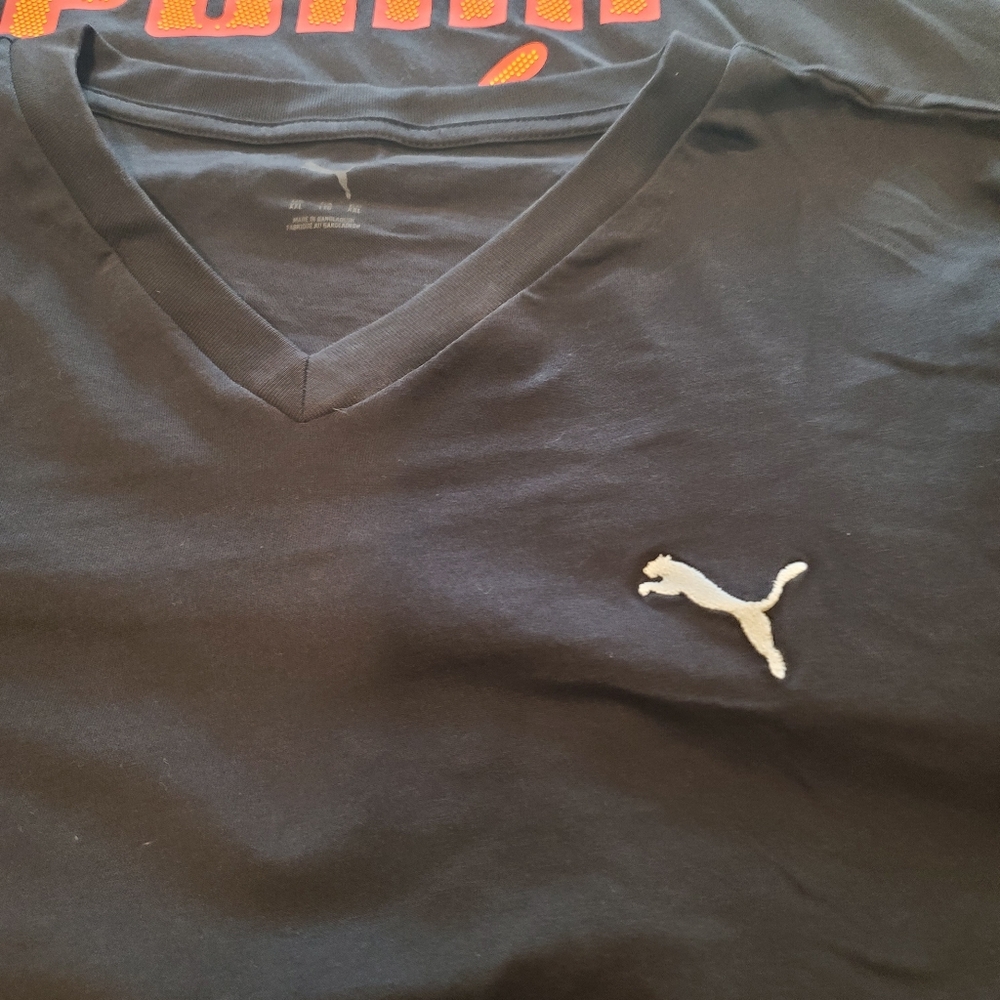 3 Set Of Puma Tees. CL-3 - Picture 3 of 5
